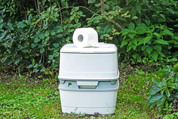 Best Porta potty rental near me  in De Witt, NY